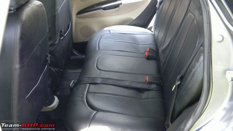 My Fiat Linea MJD Emotion Pack Medium Grey-rearseats.jpg