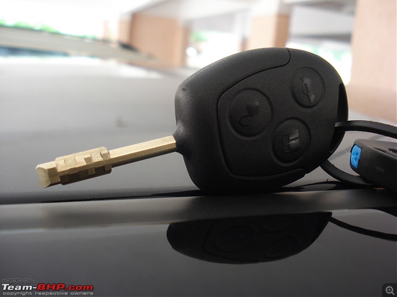 My Black Figo TDCI ZXI-key2.jpg