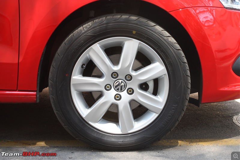 Blutrot VW Vento TDI HL von Deutschland-21tyre.jpg