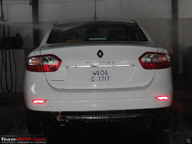 Driving under inFLUENCE - The stunning new Renault Fluence-rear-all-washed-up.jpg