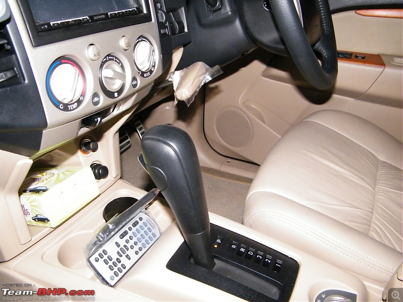 Initial ownership review: Ford Endeavour 3.0L 4x4 AT-gear-shifter.jpg