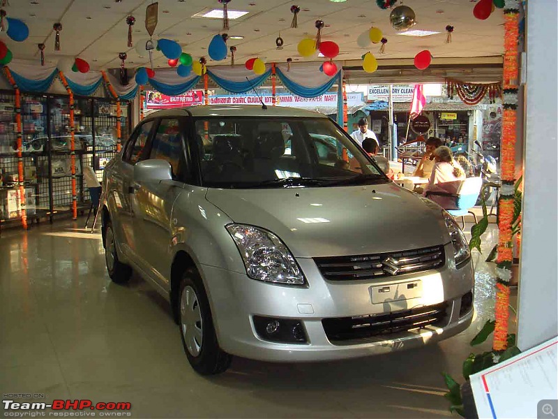 Maruti Swift DZire - delivery on 7th April 2008 - some observations-3-days-govt-holidays-dzire-showroom.jpg