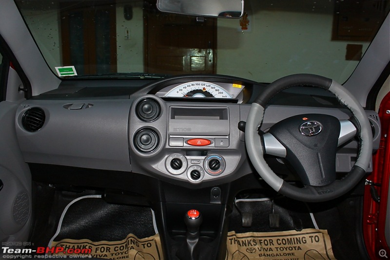 Living Tmrrw 2Day - Toyota Etios Liva G - SP Vermilion Red - 10,000 kms-dashboard-full-view.jpg