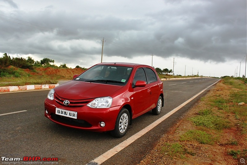 Living Tmrrw 2Day - Toyota Etios Liva G - SP Vermilion Red - 10,000 kms-img_4889.jpg