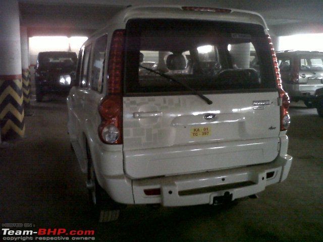 Mahindra Scorpio Automatic (AT) 4x4 with Airbags-img00013201109101404.jpg