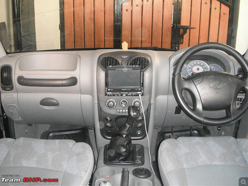 Team-BHP's first Mahindra Scorpio LX 4WD-dash.jpg