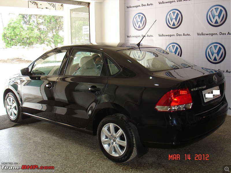 Night Fury : VW Vento 1.6 TDI-pic11.jpg