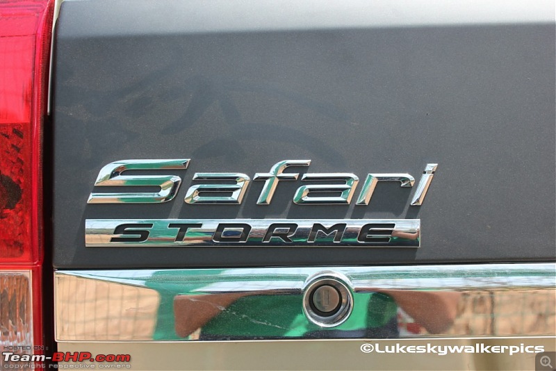 Tata Safari Storme : Test Drive and Review. More pics: pg 47-47.jpg