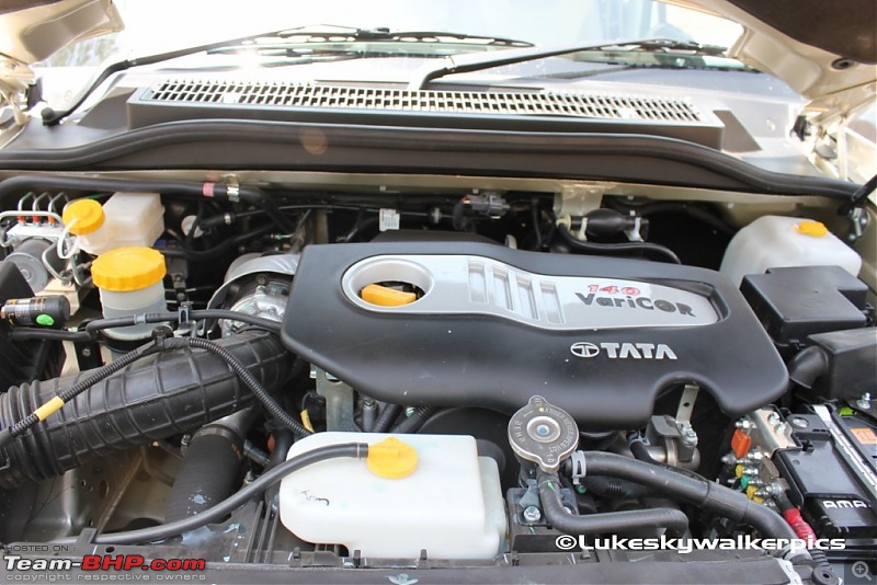 Tata Safari Storme : Test Drive and Review. More pics: pg 47-41.jpg