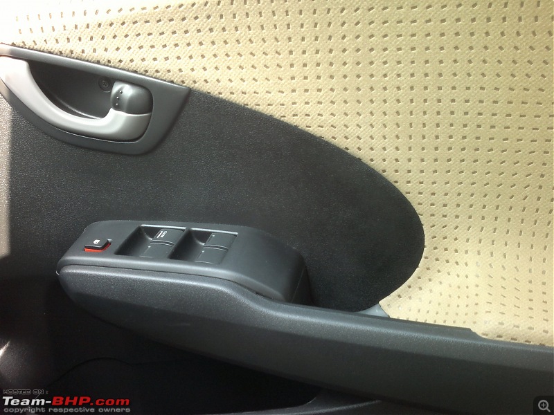 Spirit and Energy - That's my Honda Jazz-powerwindowcontrol.jpg