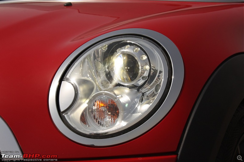 Legendary Mini Cooper S -An unofficial enthusiast's review-11-headlamp.jpg