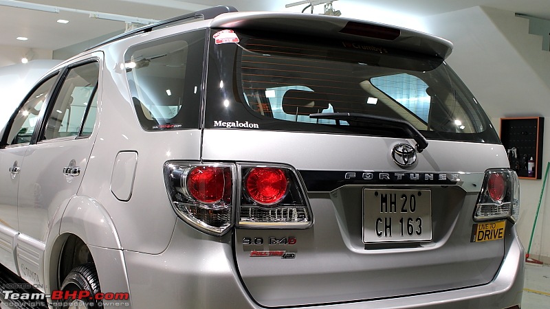 'Megalodon' - 2012 Toyota Fortuner 4x4 MT Silver Mica Metallic-14.jpg