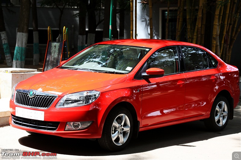 Elegant in Red : Skoda Rapid-rapid2.jpg