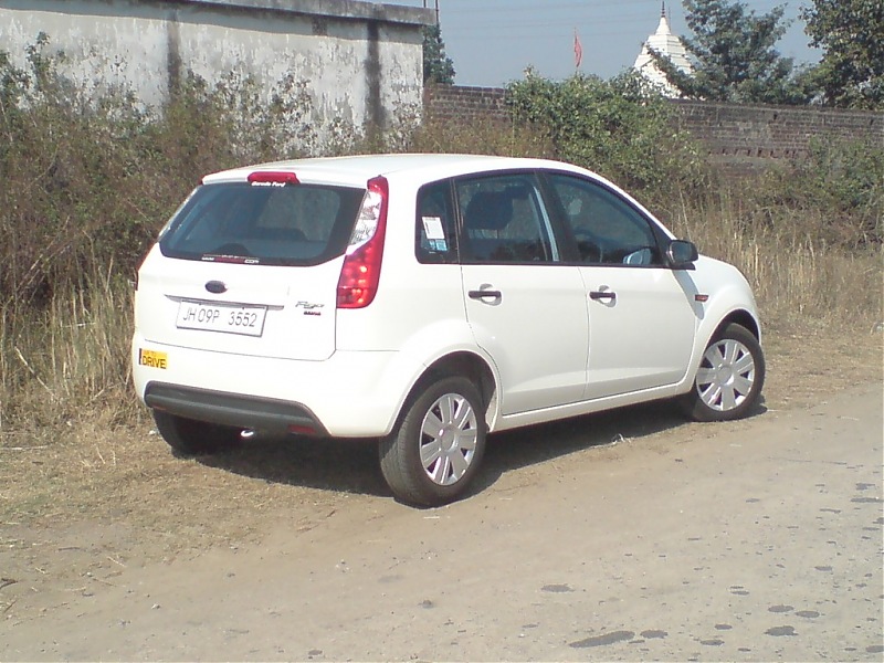 Review: 1st-gen Ford Figo (2010)-dsc03542.jpg