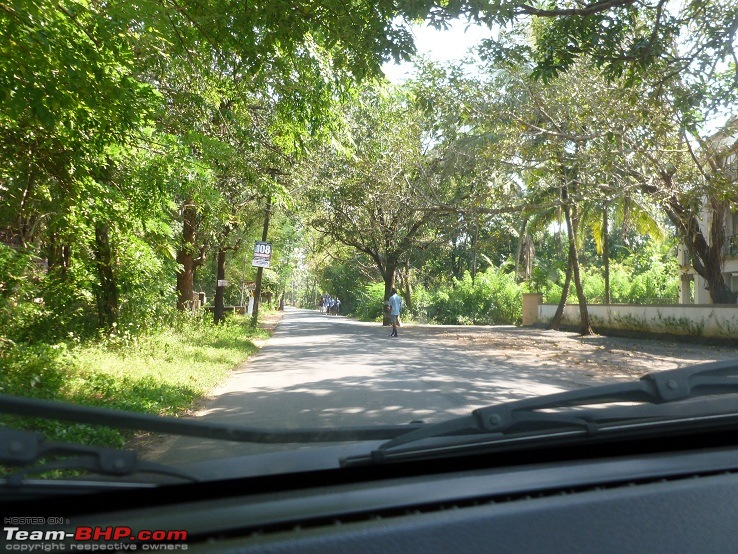 Return to Sun Surf Sand but no Sorpotel - Goa!-schoolkids1.jpg