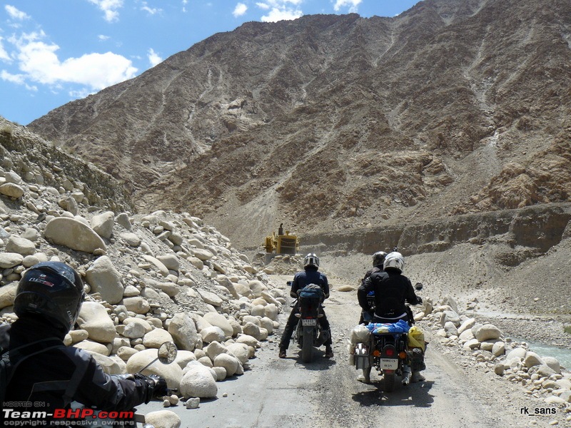 6 riders, 4000 kms - A glimpse of Spiti and Leh from a Biker horizon-464p1080896.jpg