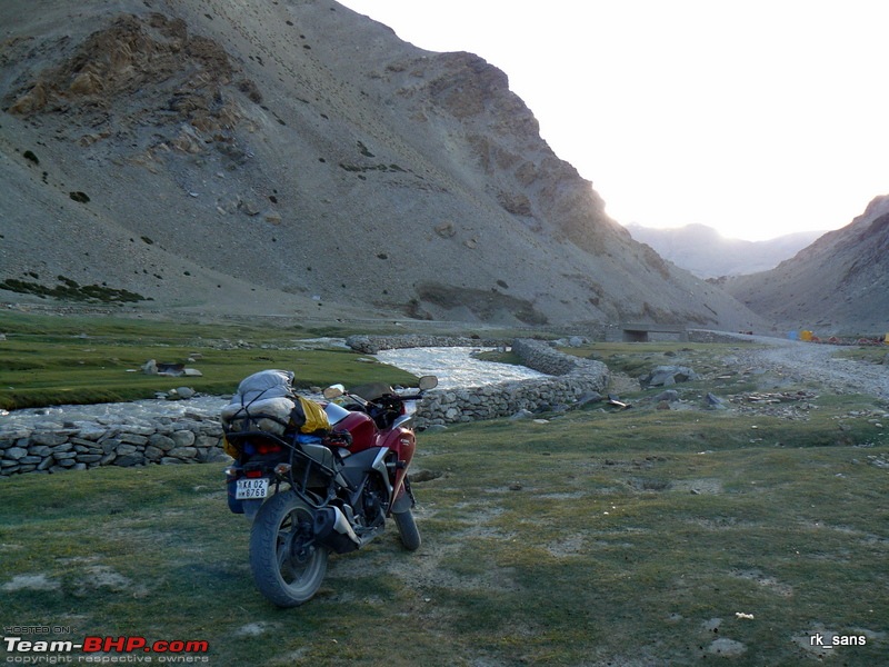 6 riders, 4000 kms - A glimpse of Spiti and Leh from a Biker horizon-490p1080947.jpg