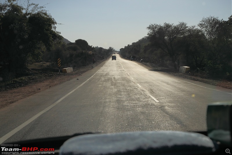 Hawk-On-Fours (H-4) Roadtrip: Kumbhalgarh & Ranakpur-20121222161007_5487.jpg