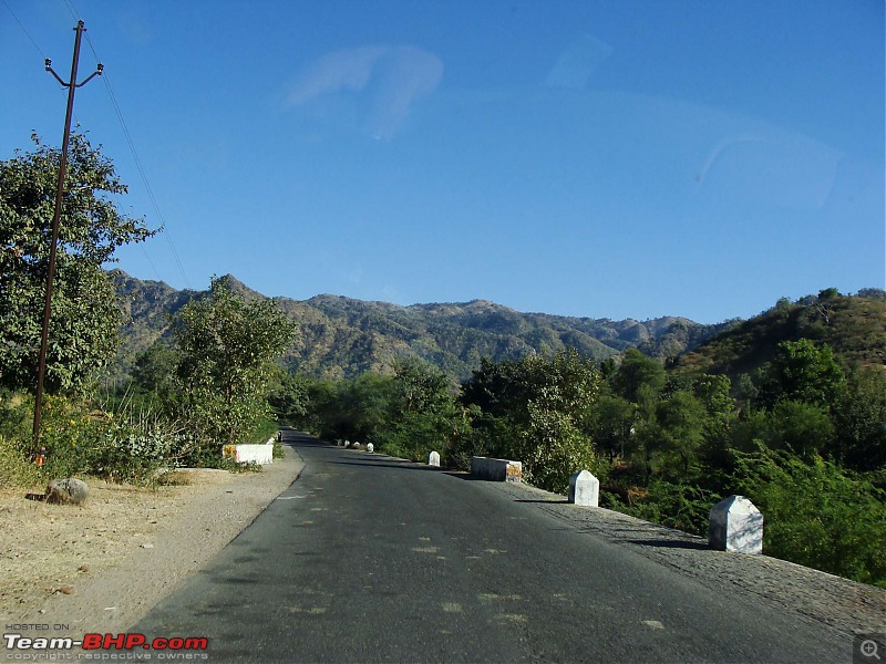 Hawk-On-Fours (H-4) Roadtrip: Kumbhalgarh & Ranakpur-fromranakpur.jpg