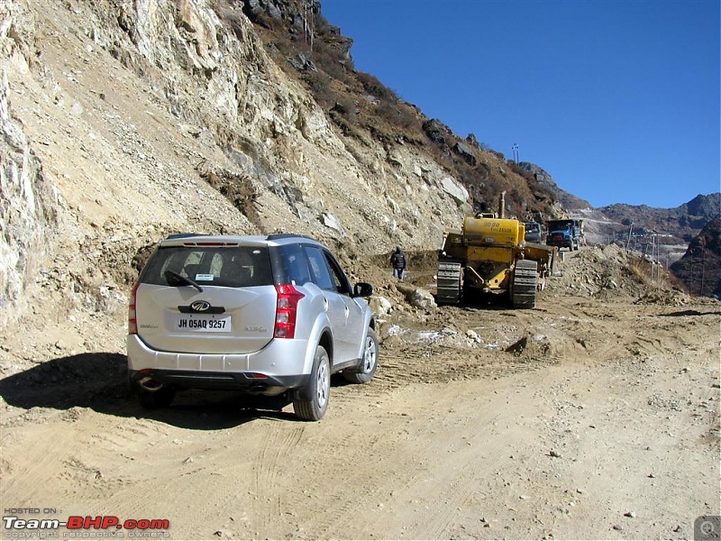 Drive to Gangtok, Nathu La, Lachung & Yumthang in my XUV500-xuv-0.jpg