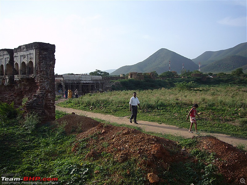 'Xing'ing around ! - Gurramkonda, Vontimitta, Siddhavatam, Brahmamgarimatam.-28.jpg