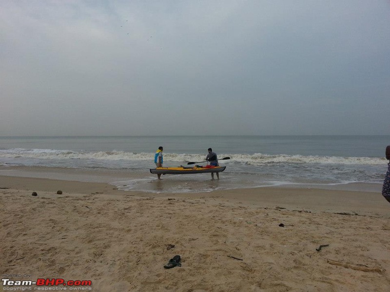 Going solo at 5 kmph - Mumbai to Goa in an inflatable kayak!-526346_10152296585255243_45.jpg