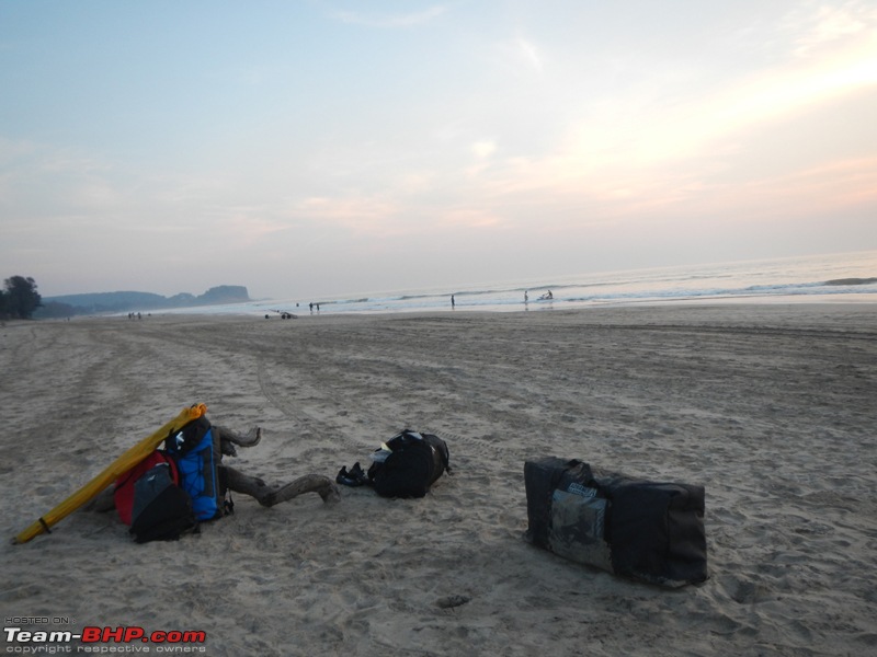 Going solo at 5 kmph - Mumbai to Goa in an inflatable kayak!-luggageonbeach.jpg