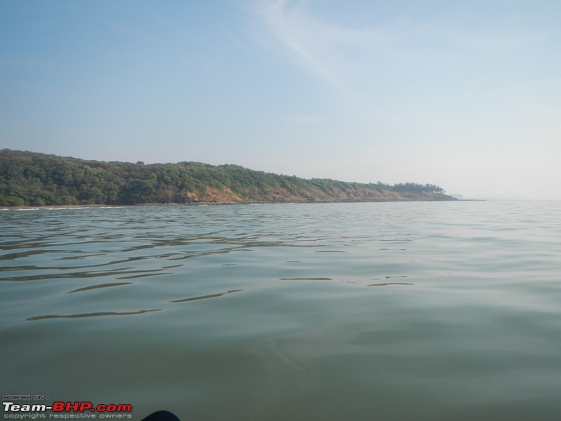 Going solo at 5 kmph - Mumbai to Goa in an inflatable kayak!-coastline4.jpg