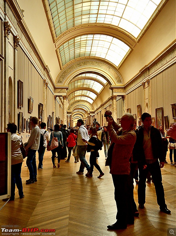 Journey to the land of Beauty & Fashion - Paris-typical-hall-louvre.jpg