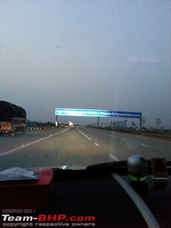 Travelogue: From Noida to Jamshedpur (via Patna) in an XUV500-xuv-road-travel_139.jpg