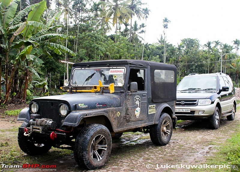 Tea Gardens, Misty clouds and a bit of offroading: A weekend of fun at Sinnadorai-21.jpg