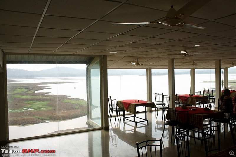 Weekend Getaway - Laknavaram-diningarea_1.jpg