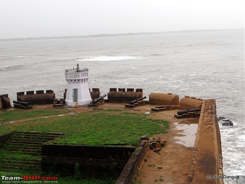 Did the Diu! Delhi-Ahmedabad-Diu in a Punto-light-house.jpg