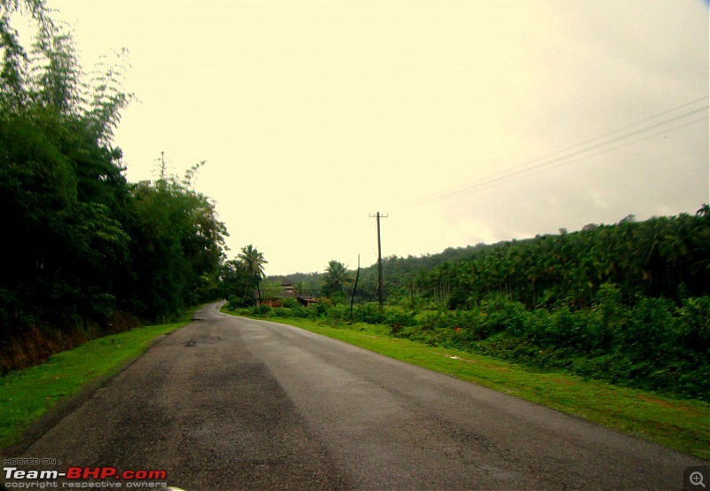 Monsoon Break 2013Hills, waterfalls and temples (Redux) : Mumbai to Karnataka-enroute-sirsi-3.jpg