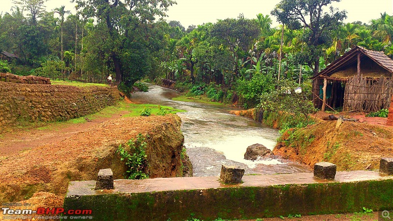 Monsoon Break 2013Hills, waterfalls and temples (Redux) : Mumbai to Karnataka-enroute-manjuguni-temple-1.jpg