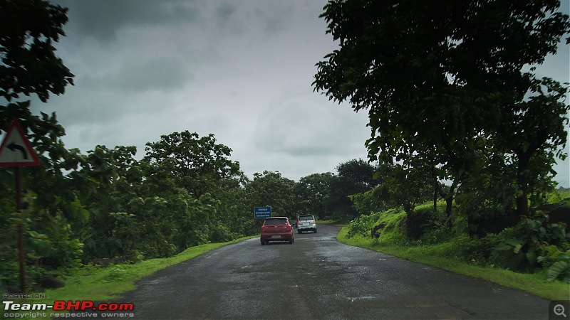 Rain, fog, waterfalls, a huge lake & 6 cars - The story of an EPIC drive!-green1.jpg