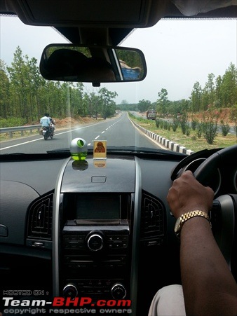 Travelogue: From Noida to Jamshedpur (via Patna) in an XUV500-xuv-road-travel_074.jpg