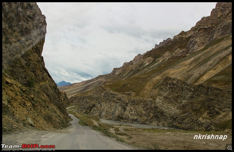 A glimpse of Paradise (Leh): 7300 kms, 8 States in a Linea-drass-4.jpg