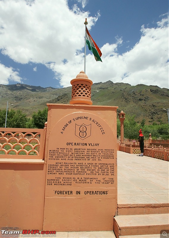 Storme in Ladakh!-kargil_memorial2.jpg