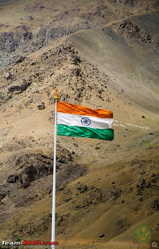 25-0-40 DownUnder to UpOver - LEH'd 2013-largest-india-flag.jpg