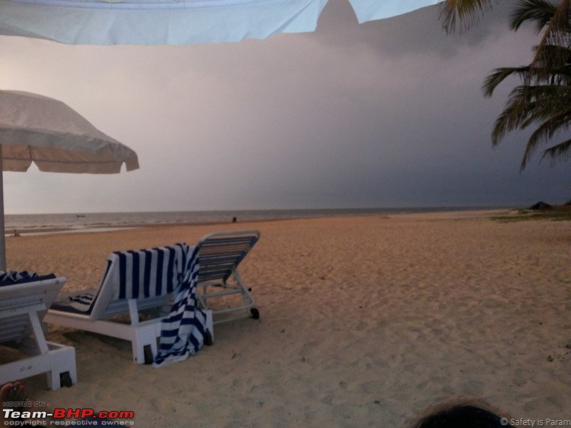 Saheb, Biwi, Sun, Sand, Sea...and the Nissan Sunny! Our mesmerizing trip to Goa-16.jpg