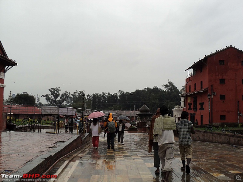 Nepal (Kathmandu and Pokhara) : Dashain, Religion, Phailin and Fun-pashupatinath-3.jpg