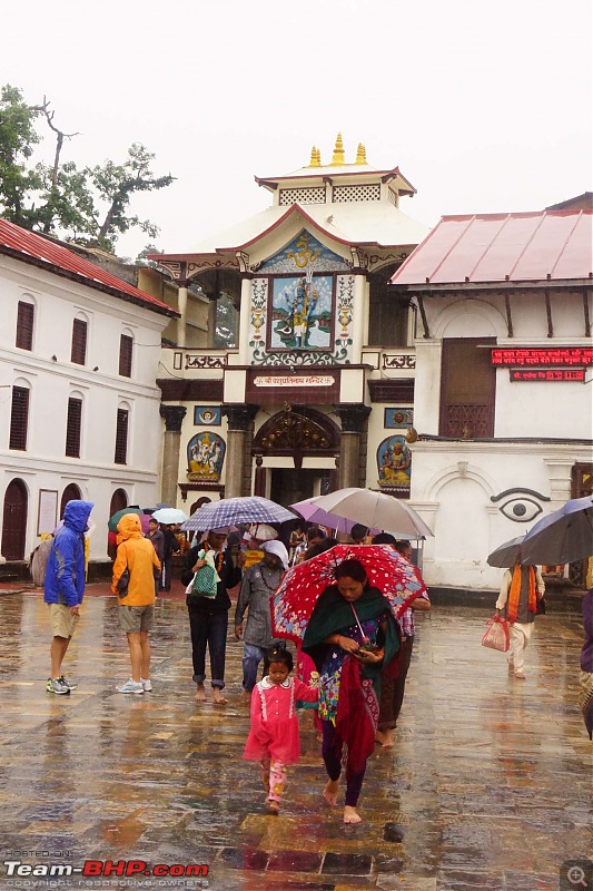Nepal (Kathmandu and Pokhara) : Dashain, Religion, Phailin and Fun-pashupatinath-t0.jpg