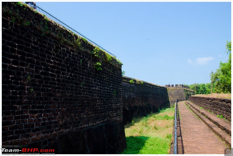 Wanderlust Traveler @ Goa: Beaches, Forts, Churches, Dolphins and a Taxi-suh_0278.jpg