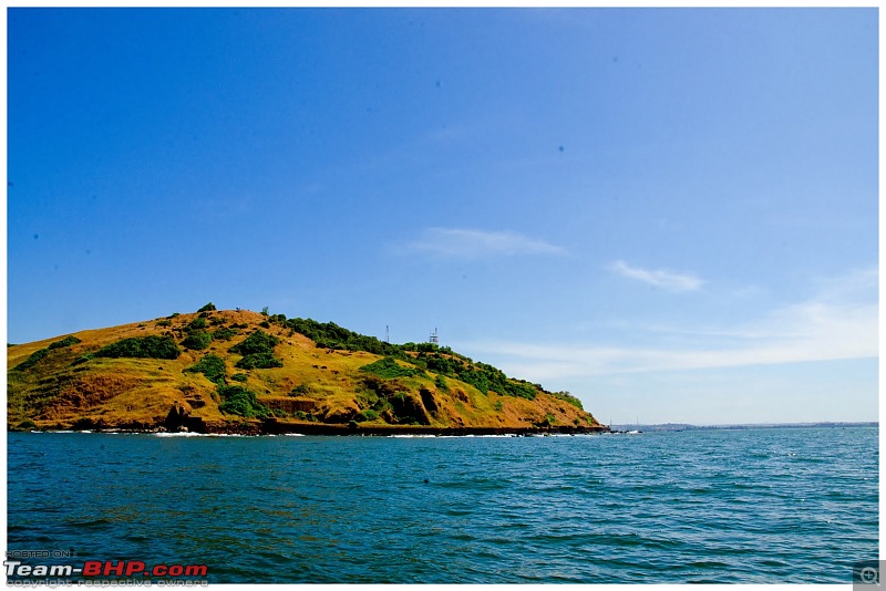 Wanderlust Traveler @ Goa: Beaches, Forts, Churches, Dolphins and a Taxi-suh_0682.jpg