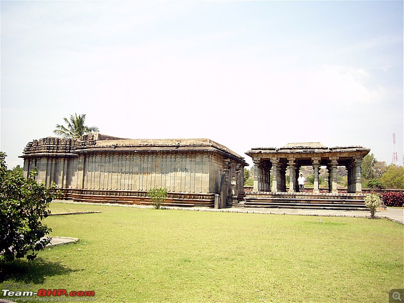 'Xing'ing around ! - An incomplete guide to Hoysala temples ;-)-75.jpg