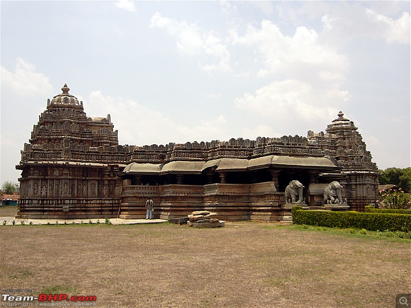 'Xing'ing around ! - An incomplete guide to Hoysala temples ;-)-910.jpg