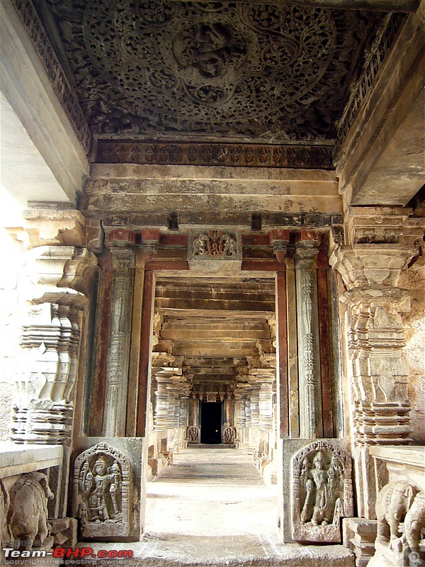 'Xing'ing around ! - An incomplete guide to Hoysala temples ;-)-914.jpg