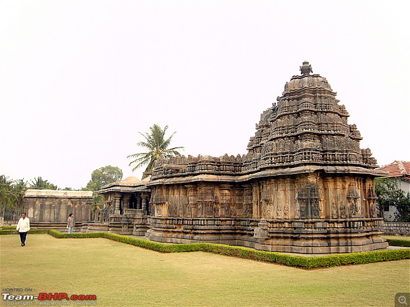 'Xing'ing around ! - An incomplete guide to Hoysala temples ;-)-122.jpg