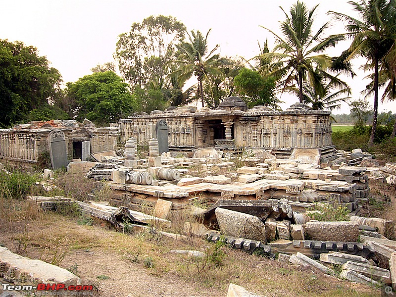 'Xing'ing around ! - An incomplete guide to Hoysala temples ;-)-124.jpg
